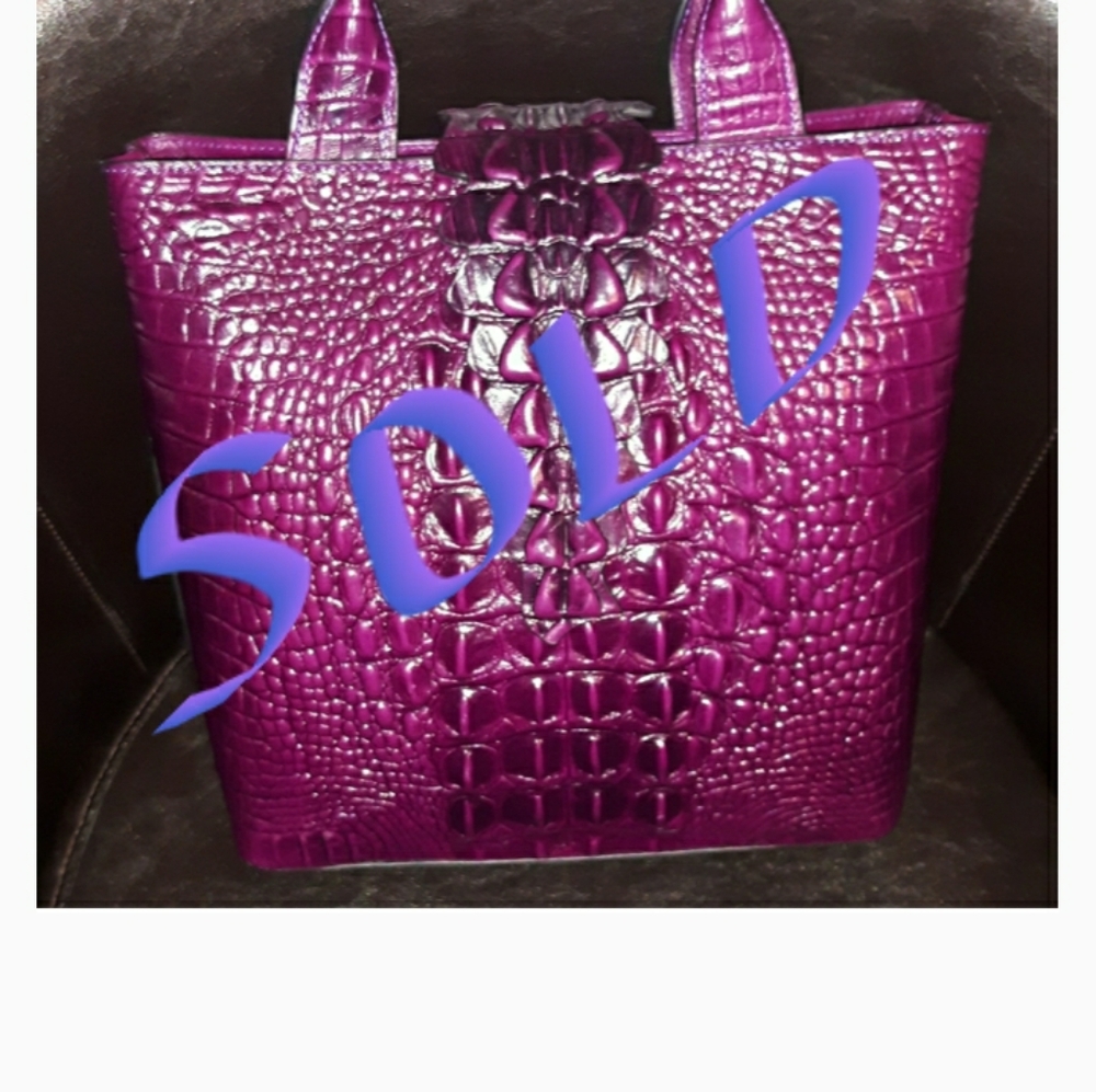 Pijushi Handbag